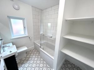 Photo 19- click for photo gallery